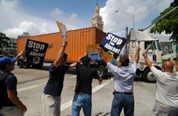Teamsters organizan a camioneros en Miami