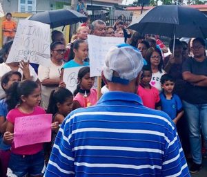 March 20 protest demands electricity in Humacao, Puerto Rico.
