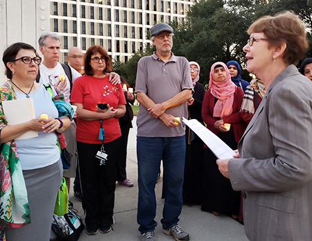 Alyson Kennedy, SWP candidate for U.S. Senate from Texas, speaking at vigil in Dallas protesting anti-Semitic attack in Pittsburgh. “Unions should speak out against Jew-hatred,” she said.