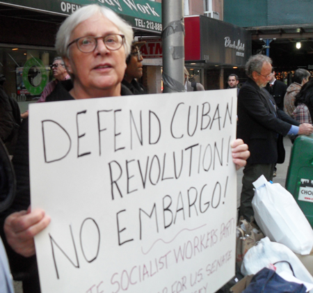 Vivian Sahner, SWP candidate for U.S. Senate from New Jersey, joins Oct. 31 protest in New York against U.S. embargo of Cuba.