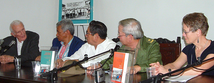 From left Fernández; Chinese-Cuban generals Gustavo Chui, Armando Choy, Moisés Sío Wong, and Socialist Workers Party leader Mary-Alice Waters, presenting Our History Is Still Being Written at Havana International Book Fair, Feb. 6, 2006.