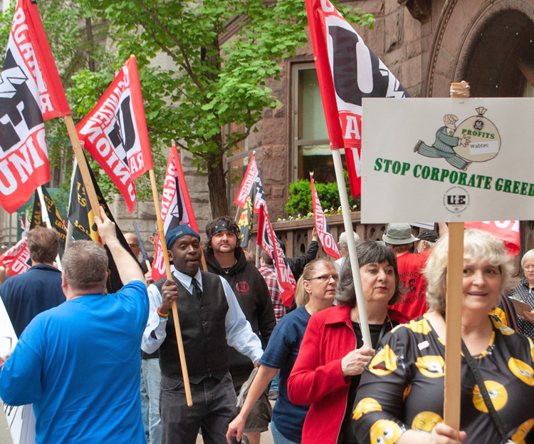 United Electrical Workers members and supporters rallied May 17, part of campaign to defeat Wabtec bosses’ demands for two-tier wages and other concessions. Contract runs out June 3.