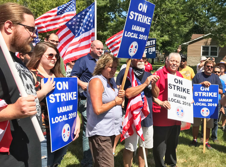 IAM Local 2018 members on strike for higher pay and against bosses attacks on health care at Regal Beloit, rally with supporters outside factory in Valparaiso, Indiana, Aug. 2.
