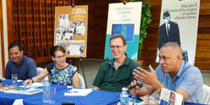 Socialist Workers Party leader Mary-Alice Waters (second from left) presented books on communist course in U.S. at Havana book fair and events organized by CTC (Central Organization of Cuban Workers). Above, CTC headquarters Feb. 20. From right, Ismael Drullet, CTC international relations secretary, and Martín Koppel, Waters, Róger Calero from SWP. We’re building parties engaged in daily struggles by working people, Waters said.