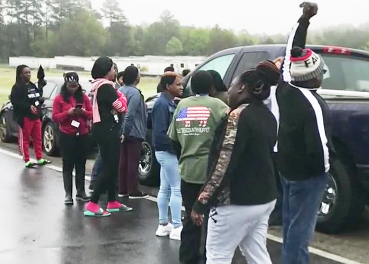 Workers at Perdue chicken processing plant in Kathleen, Georgia, walked off the job March 23 to demand bosses clean, disinfect factory to defend them from coronavirus.