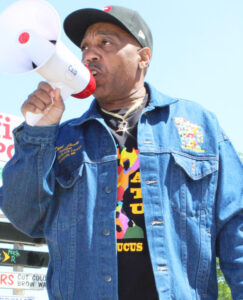 Doni Jones, president of Black Caucus of ATU Local 1005, speaks at May 30 rally. Union calls for a “new civil rights movement that is joined with the labor movement.”