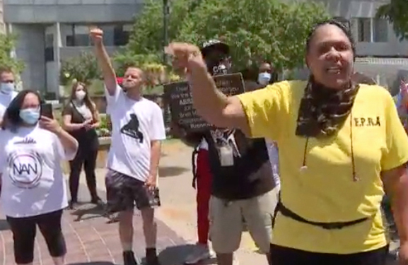 Protesters from Aurora, Colorado, fighting for charges to be filed against cops who killed Elijah McClain joined 1,000-mile caravan for July 24 rally in Louisville demanding cops who killed Breonna Taylor there be arrested and prosecuted. Below, Shenika Carter, who organized the caravan. 