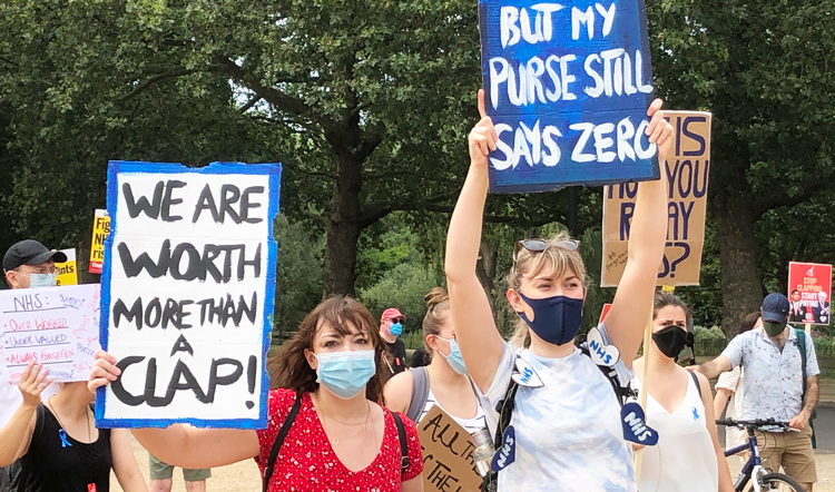 Nurses protest across UK demanding higher wages