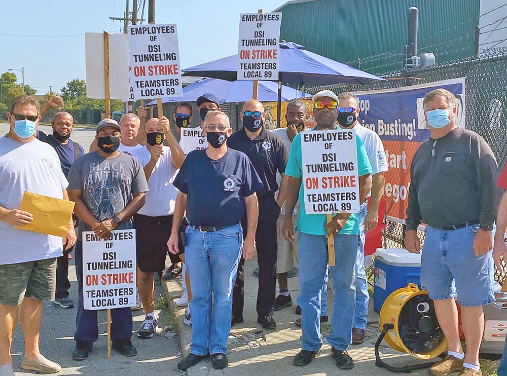 Teamsters fighting for first contract picket DSI Tunneling in Louisville, Ky., Sept. 10 with IBEW Local 369 members who brought gift cards to help strikers. Solidarity is key to building unions.