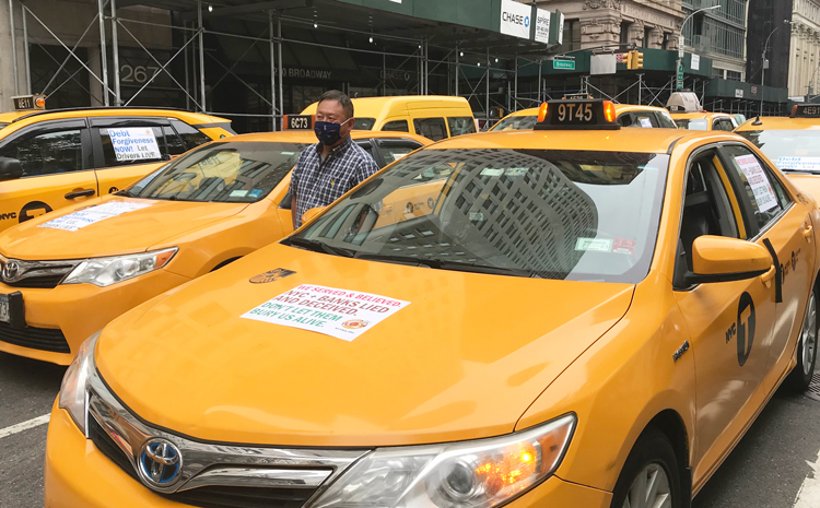 NYC taxi drivers demand ‘Debt forgiveness NOW!’