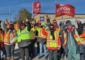 Dominion workers picket Oct. 26 at Weston’s bakery in St. John’s, Newfoundland. “See us, hear us, because we’re not going anywhere,” said Unifor Local 597 President Carolyn Wrice.