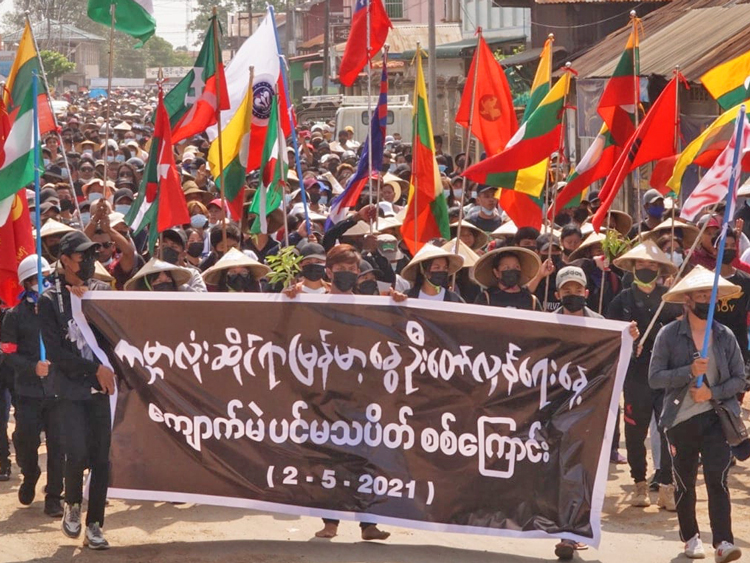 Thousands march in Kyaukme City in Myanmar’s Shan state, part of May 2 nationwide Spring Revolution. Feb. 1 coup, imposition of military rule and growing repression against mass upsurge has brought workers, farmers, minority ethnic groups together in struggle.