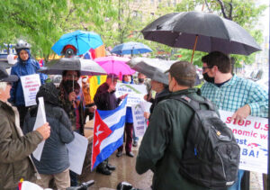 Cuban Revolution shows an alternative to “capitalist society we are living in,” Rev. Luis Barrios told participants in May 30 New York caravan, one of 70 worldwide protesting U.S. economic war on Cuba. Next caravans are set for June 20, three days before U.N. vote on U.S. embargo.