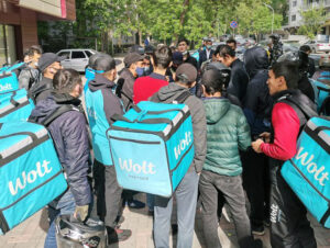 Food delivery workers in Almaty, Kazakhstan, protest working conditions, pay cut and suspensions imposed by Wolt bosses in May. Workers from different app companies acted together.