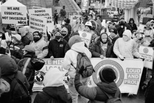 Trabajadores de la construcción se unen a protesta del “Día sin Inmigrantes” en Nueva York el 14 de febrero, una de las más de 25 protestas realizadas en Estados Unidos.