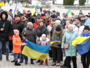 April 12 rally in Slavutych, where Chernobyl workers live, in solidarity with fellow workers resisting Russian occupation of Energodar, Ukraine, home of largest nuclear plant in Europe.