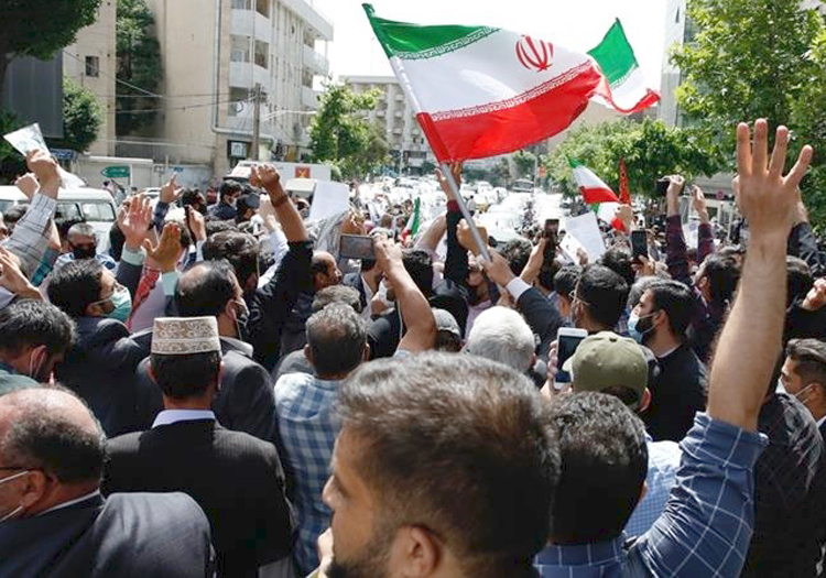 Protests across Iran erupted in mid-May over government lifting of subsidies on basic foods, effects of rulers’ war moves in the region. Angry demonstrators raised political demands: “Down with [Supreme Leader Aya-tollah Ali] Khamenei!” and “We don’t want mullahs ruling!”