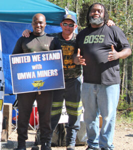 Miners picket Warrior Met in Brookwood, Alabama, in 2021. NLRB ruling, huge fine “is a slap in the face to every worker who stands up to their boss,” said UMWA President Cecil Roberts.