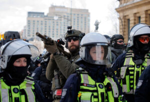 Heavily armed Canadian police were mobilized under Emergencies Act to crush truckers’ “Freedom Convoy” protest in Ottawa Feb. 19, a serious threat to the whole labor movement.