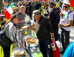 Participants in Feb. 11 Los Angeles protest against ongoing repression in Iran discuss revolutionary political perspective found in new Pathfinder book and the Militant newspaper.