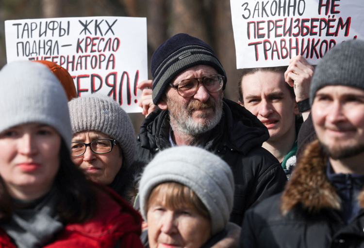 The Putin regime in Russia has banned demonstrations against its invasion of Ukraine, but a rally against the rise in utility bills drew 300 people in Novosibirsk, 2,000 miles east of Moscow, in March. Similar protest actions were held in other cities, free of cop harassment.