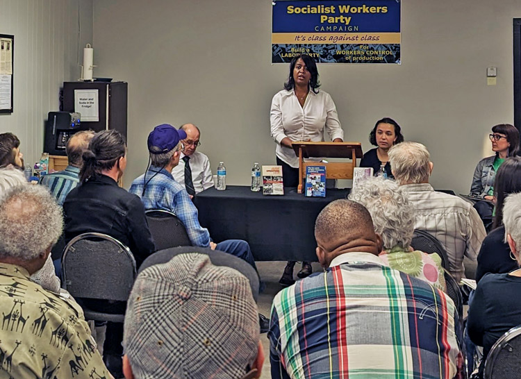 Minneapolis Militant Labor Forum May 20 protests government, FBI attacks on political rights. From left, Kevin Dwire, SWP; Cynthia Wilson, Minneapolis NAACP president; chair Gabrielle Prosser, SWP candidate for City Council; Leah Fifield, Uhuru Solidarity Movement.