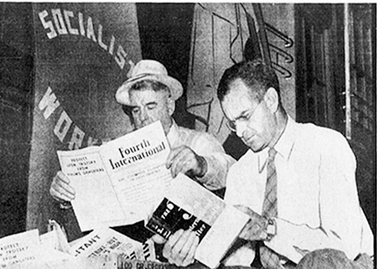 FBI agents raid Socialist Workers Party Minneapolis headquarters, June 1941, opening move in rulers’ assault on SWP’s opposition to imperialist war. Prosecutors won conviction of party, Teamsters leaders on frame-up charge of “conspiracy to advocate overthrow of government.”
