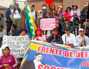 Protesta el 19 de julio en Cusco, Perú, condena arresto del presidente Pedro Castillo.
