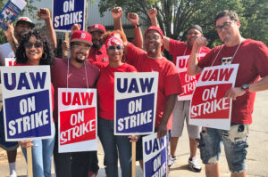 UAW picket line at Stellantis parts plant in Morrow, Georgia, Sept. 22. Teamster official told strikers there that UPS drivers would honor their strike.