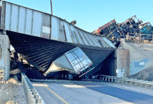 BNSF coal train derails in Colorado, kills truck driver