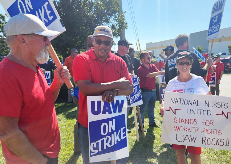 Striking UAW Local 674 members, supporters rally in West Chester, Ohio, Oct. 3.