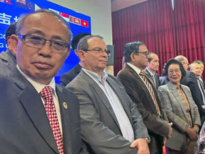 Participants in 10th Asia-Pacific Regional Conference of Solidarity with Cuba in Beijing Oct. 29. In front from left, Ambassador Phouangkeo Langsy, vice president of Laos-Cuba Friendship Association; Fernando González, president of Cuban Institute for Friendship with the Peoples; Bijay Kumar Padhihari, general secretary, Indian Society for Cultural Co-Operation and Friendship; H.E. Mrs. Nin Saphon, National Assembly of Takeo Province, Cambodia.