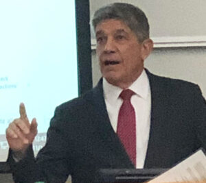 Carlos Fernández de Cossío en Rutgers.