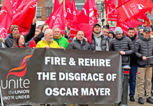 Food workers on strike against Oscar Mayer rally in Wrexham, North Wales, Nov. 18. Some 600 Unite members are fighting for union recognition, against bosses’ moves to cut their pay.