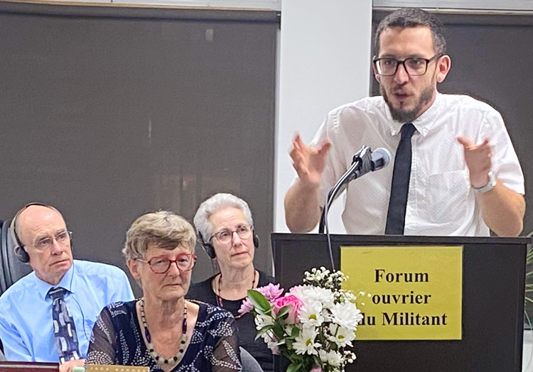 Philippe Tessier, Communist League candidate for mayor of Saint Leonard, speaks in Montreal Aug. 9, with, from left, Kevin Dwire, SWP Minneapolis mayoral candidate; Katy LeRougetel, CL candidate for mayor of Montreal; Joanne Kuniansky, SWP candidate for New Jersey governor.
