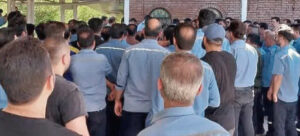 Iran aluminum workers settle protest, steelworkers start one