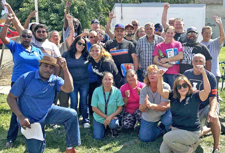 BCTGM members celebrate winning new union contract in three-month strike at Teasdale Latin Foods in Hoopeston, Illinois. They got broad labor solidarity that helped win the fight.