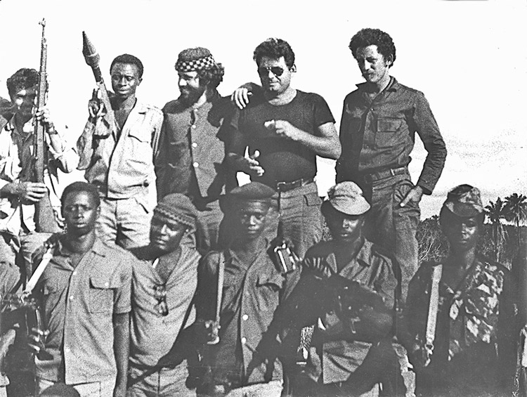 Combatientes cubanos y guineanos durante guerra de independencia de Guinea-Bissau y Cabo Verde. La “lucha nos hermanó”, dijo el internacionalista cubano Alfonso Pérez Morales.