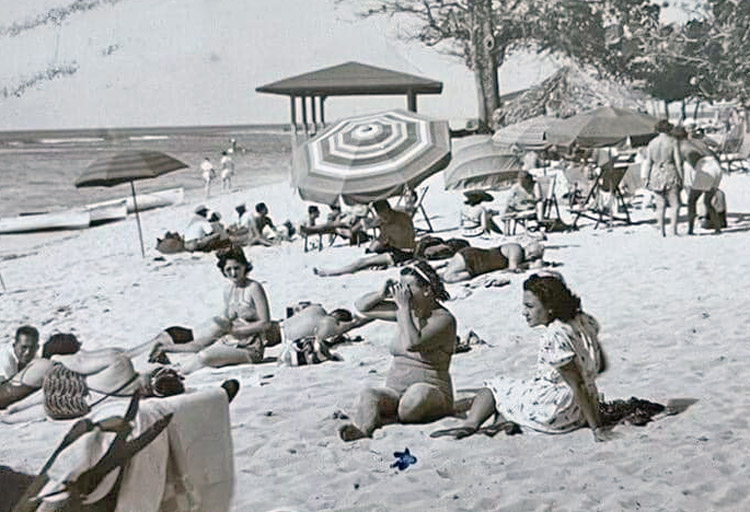 Prior to 1959 revolution, Playa de Marianao, above, had been a “whites only” preserve for Havana’s wealthy families. Fidel Castro led fight against all forms of discrimination, including for Chinese Cubans, as socialist revolution advanced interests of workers, farmers.