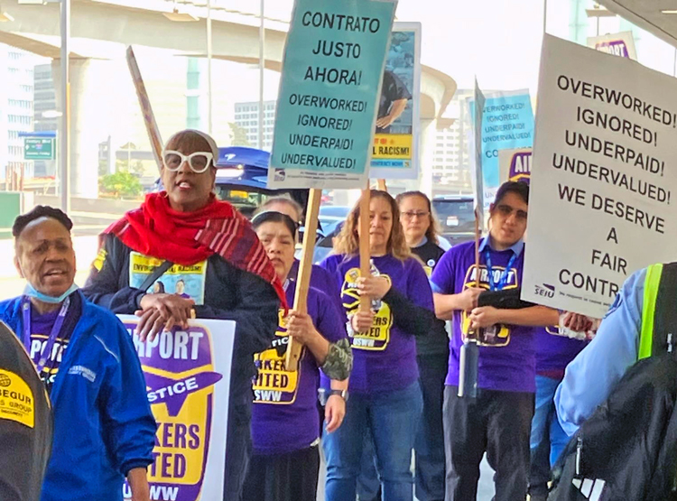 Los Angeles airport workers rally for improved contract