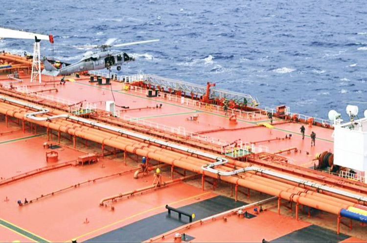 Fuerzas norteamericanas abordaron y capturaron el M/T Tifani en el Océano Índico el 21 de abril. Washington dice que transportaba petróleo iraní sancionado, extendiendo bloqueo contra Teherán.