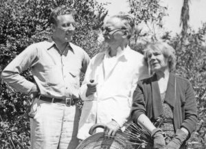 27-year-old Joseph Hansen, left, with Leon Trotsky and Natalia Sedova in Mexico in 1937. Trotsky worked to defend Marxist program, assure movement’s revolutionary continuity.