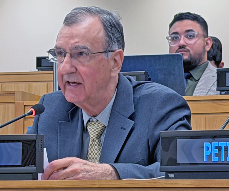 Paul Mailhot habla en la ONU, 22 de junio.