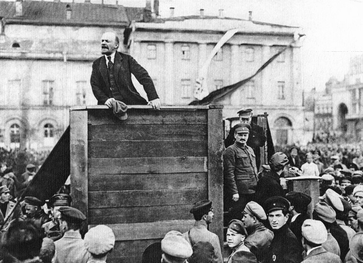V.I. Lenin, central leader of Bolshevik Party in Russia, speaks in May 1920. Revolution brought workers and peasants to power there. The SWP aims to build on this example in the U.S.