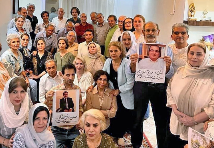 Teachers and retired workers from at least five cities bring solidarity to family of teacher union leader Masoud Farhikhteh, imprisoned under solitary confinement in Karaj, Iran.