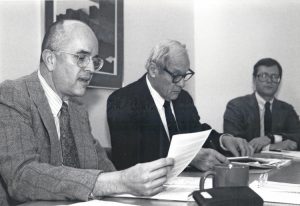 News conference March 17, 1988, announces victory for constitutional rights in SWP’s lawsuit against federal government for FBI spying. From left, SWP National Secretary Jack Barnes, lead attorney Leonard Boudin, John Studer, director of the Political Rights Defense Fund.